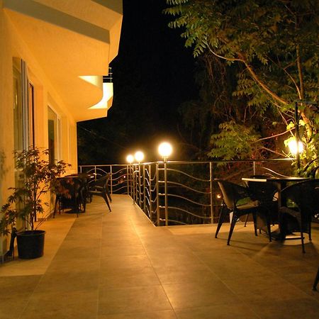 Hotel Avis Sandanski Luaran gambar